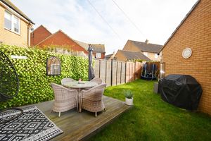 Photo 8- click for photo gallery